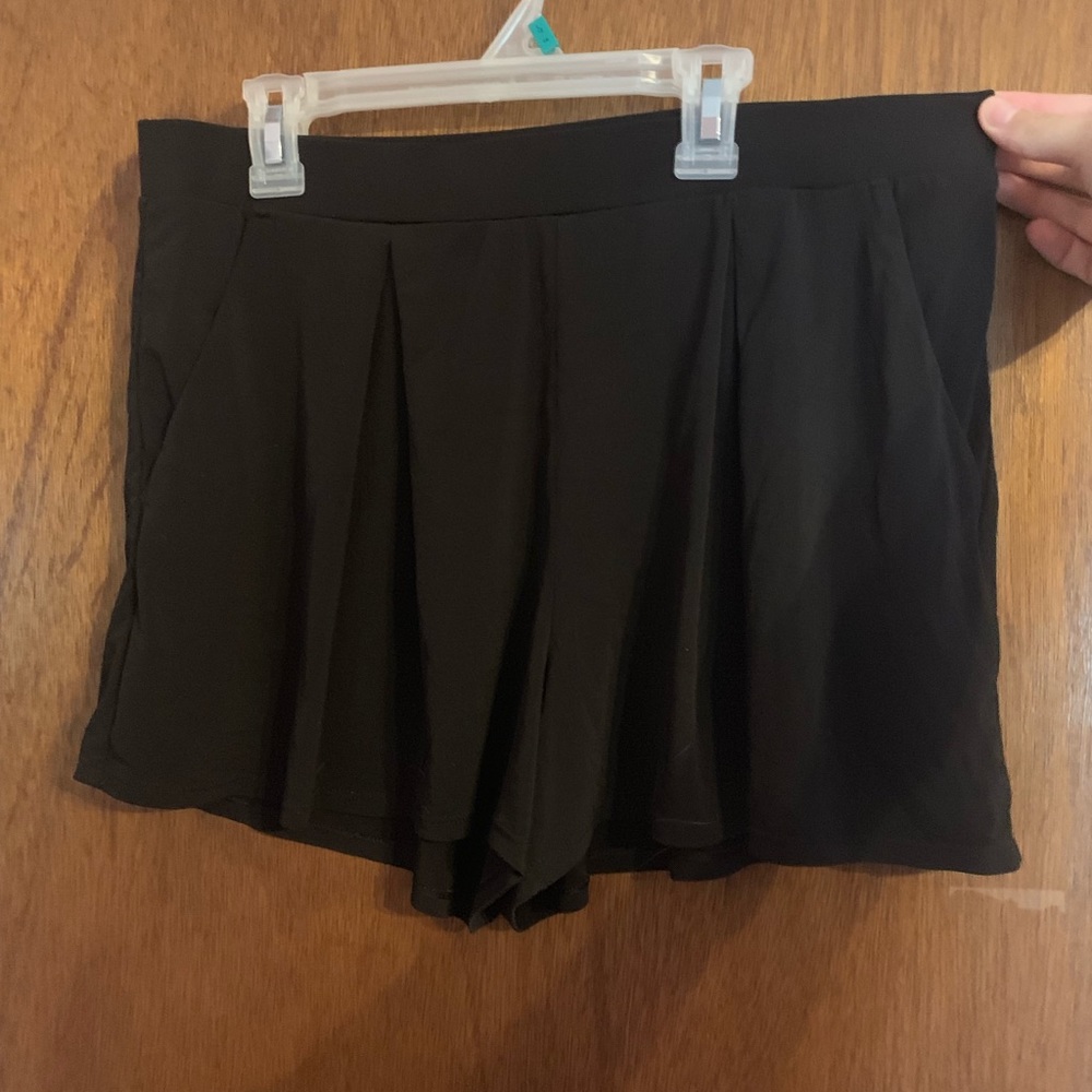 Express Flowy Shorts